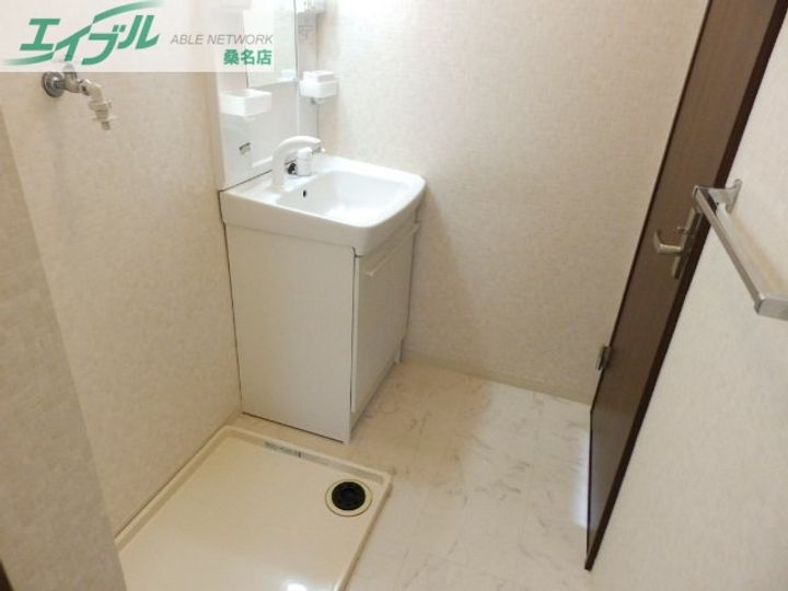 ヴィルアザレF棟の内装