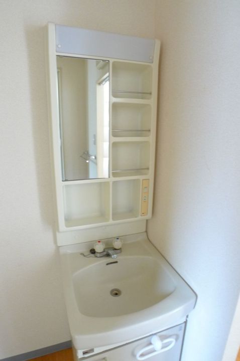 ハイクレスト島村の内装