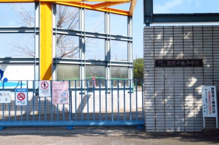 佐保ビルの周辺