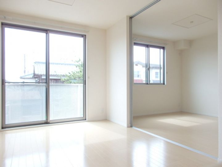 エンジェルハイム・桜の居間