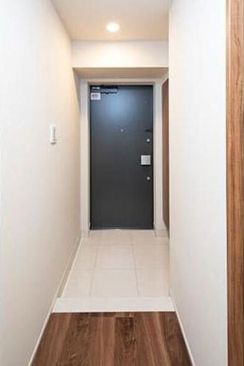 オープンレジデンシア日暮里の玄関
