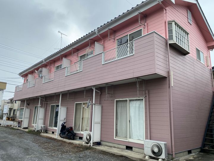 寿ハイツの外観