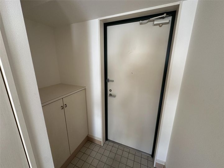 イ・メゾン麹屋の玄関