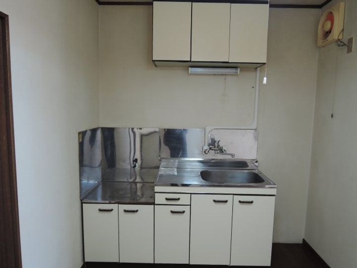 埼玉県東松山市元宿1(アパート)の賃貸物件のキッチン