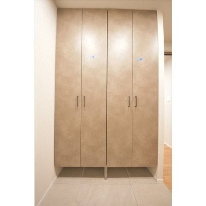 東京都品川区南大井5(マンション)の賃貸物件の玄関