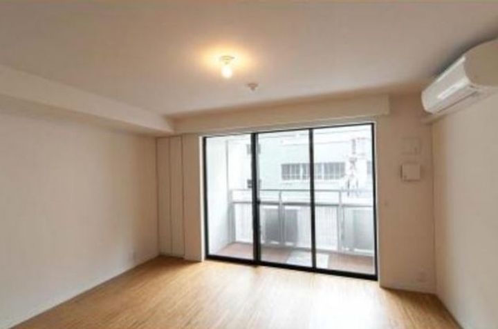 パトリス神保町の居間