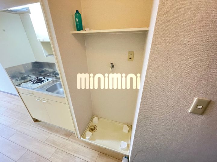 新栄ロイヤルビルの内装