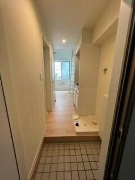 神奈川県横浜市鶴見区岸谷1(アパート)の賃貸物件の玄関