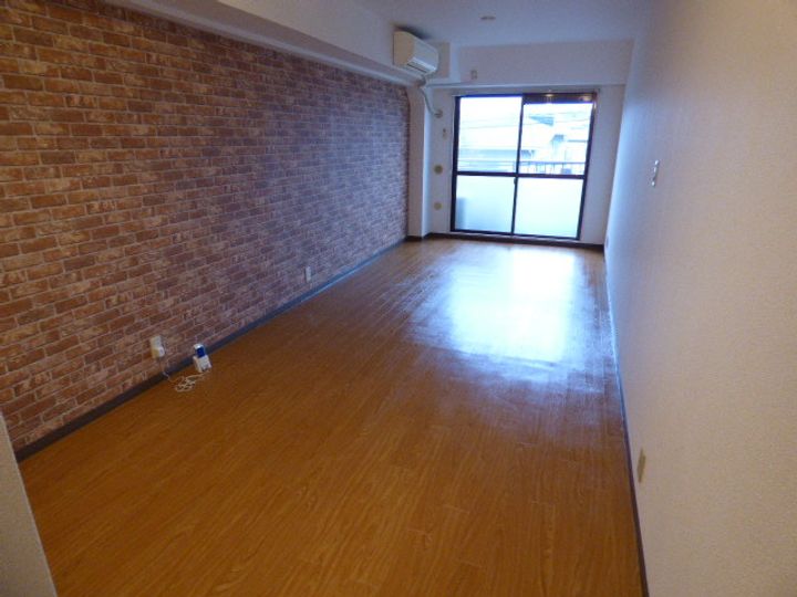 向ヶ丘マンションの居間