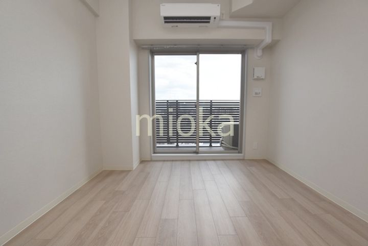 プレサンス天王寺デルニエの居間