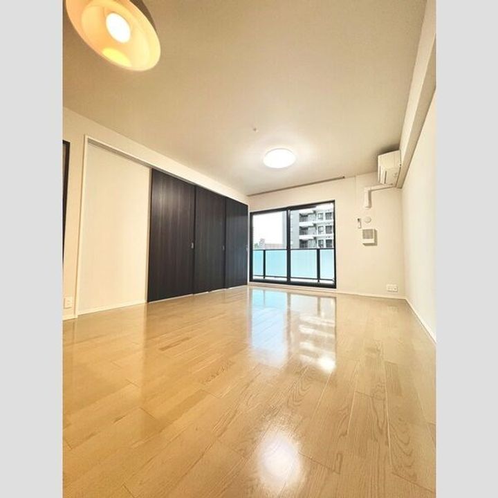 メガシティテラス2棟の居間