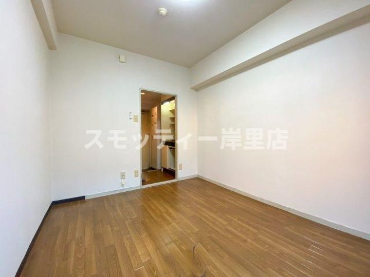 ロイヤルクレイン玉出の内装