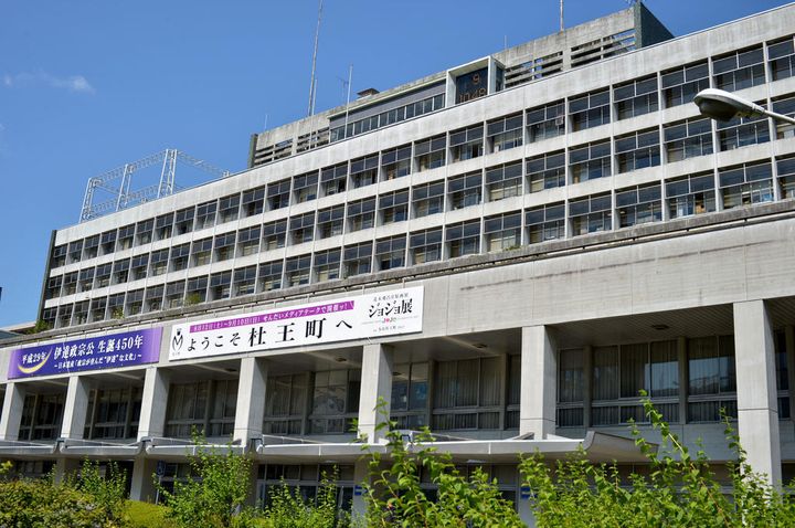 アルモニー勾当台公園の周辺