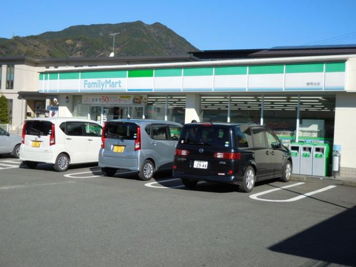 CRESTALLGOTANDA A棟の周辺