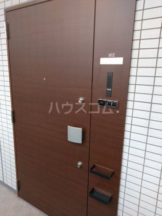 サンクレイドル川口並木の玄関
