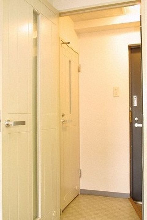 北海道札幌市中央区南六条西26(マンション)の賃貸物件の玄関