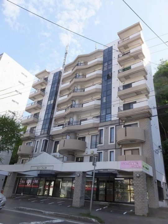北海道札幌市中央区南六条西26(マンション)の賃貸物件の外観