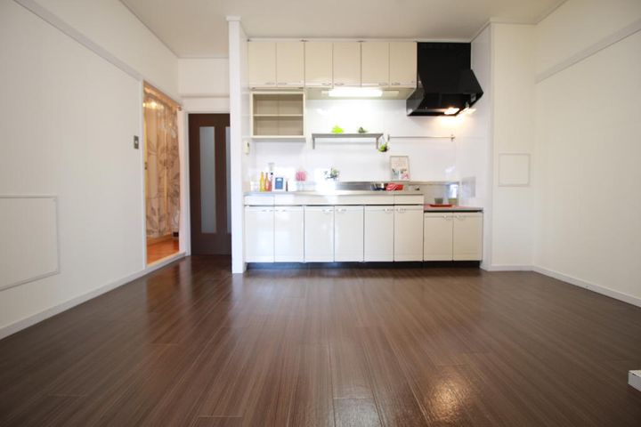 徳島県徳島市上吉野町2(マンション)の賃貸物件のキッチン