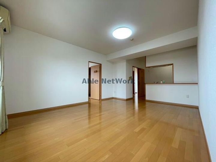 優渾水前寺の内装