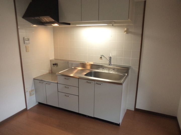 マルタヤ南山手のキッチン