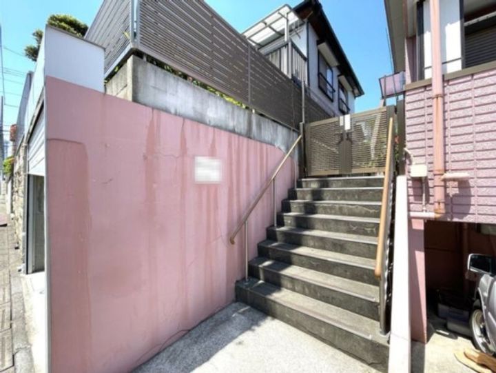 神奈川県川崎市多摩区南生田2(マンション)の賃貸物件の地図