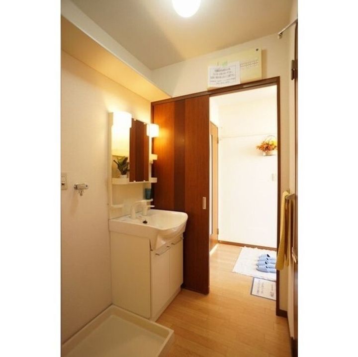 ファミール金子の内装