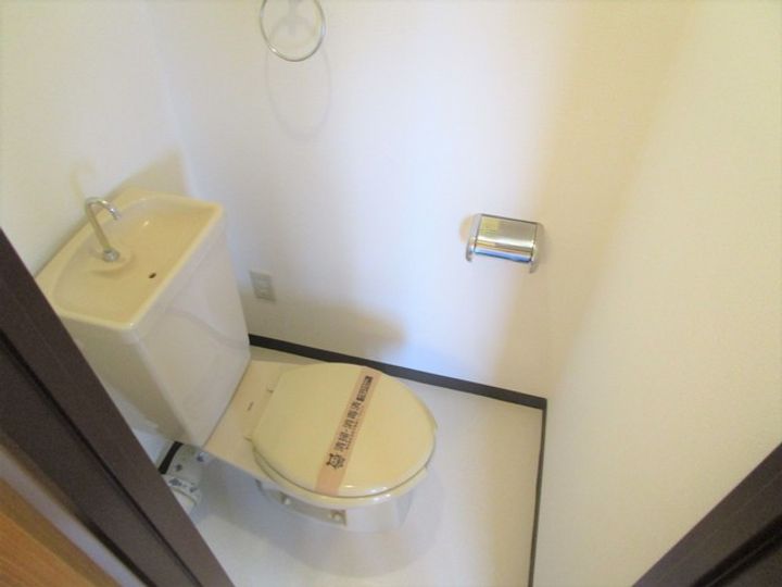 ヒルズ司1号館の内装