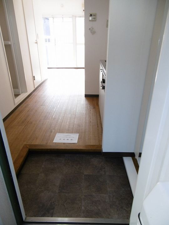 コーポ明和の玄関