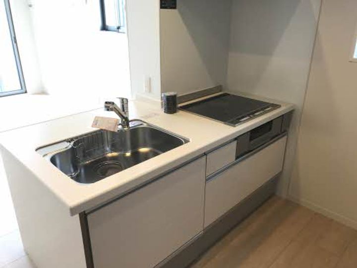 シャーメゾン新光町 310のキッチン