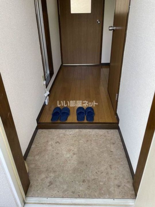 アネックス鈴木IIIの玄関