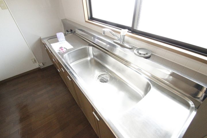 セジュール加美 A棟のキッチン