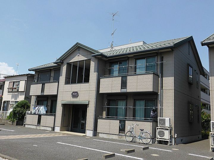 グランシャリオIの外観