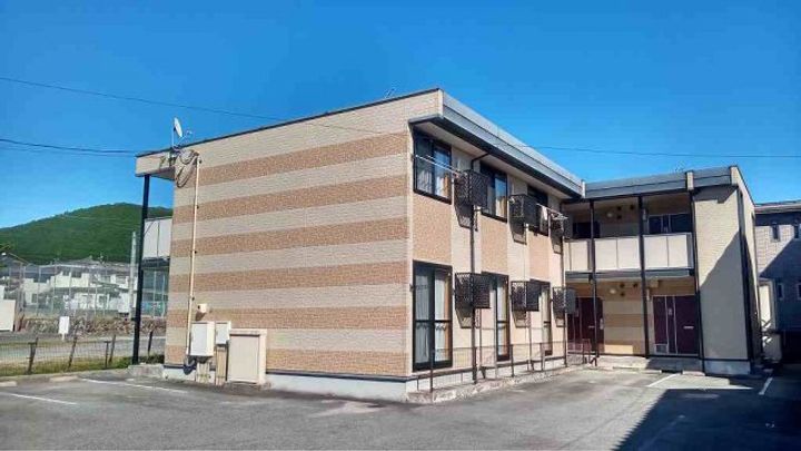 レオパレス比叡尾の外観