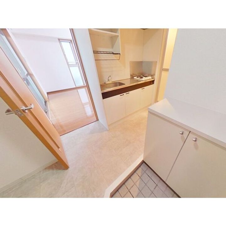 ウェステリア西大須の玄関