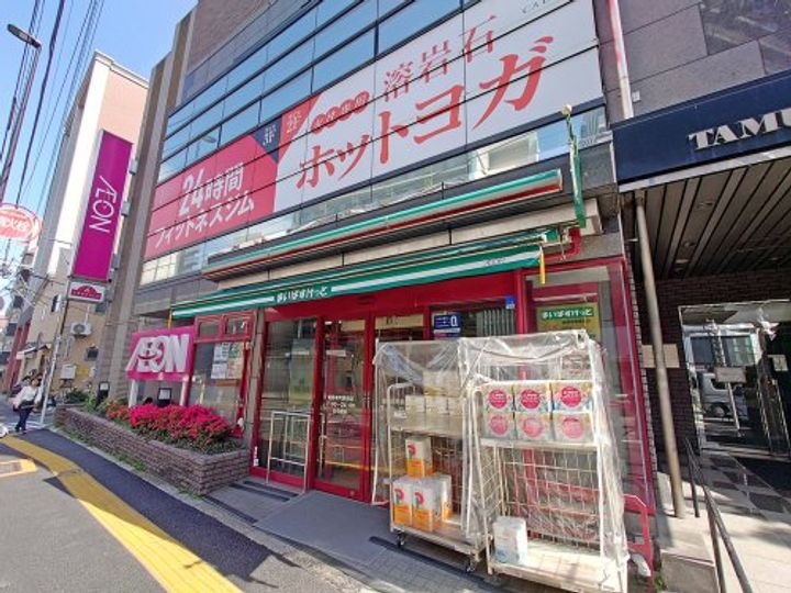 MOAビルの周辺