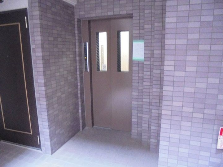 本山ヤングパレスの地図