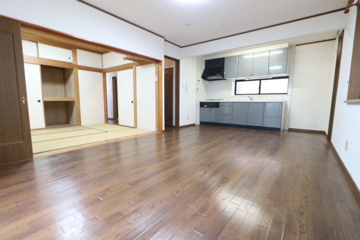 新潟県新潟市東区東中島4(一戸建)の賃貸物件の居間