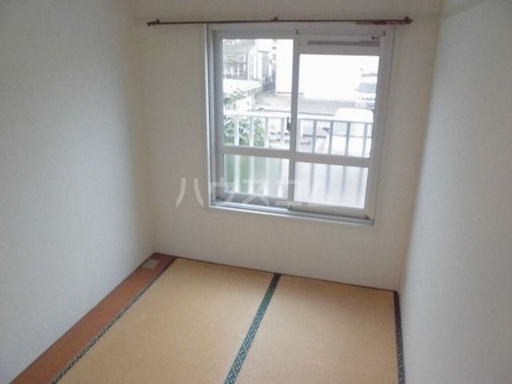 千種台ハイツの内装