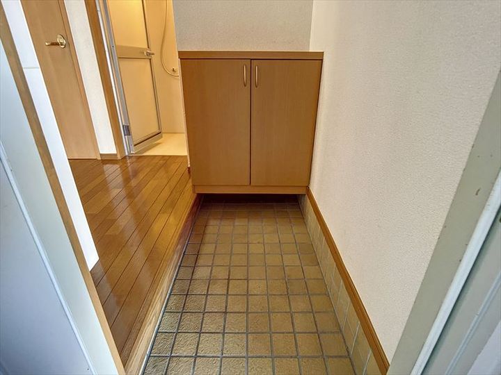 ポポラーレの玄関