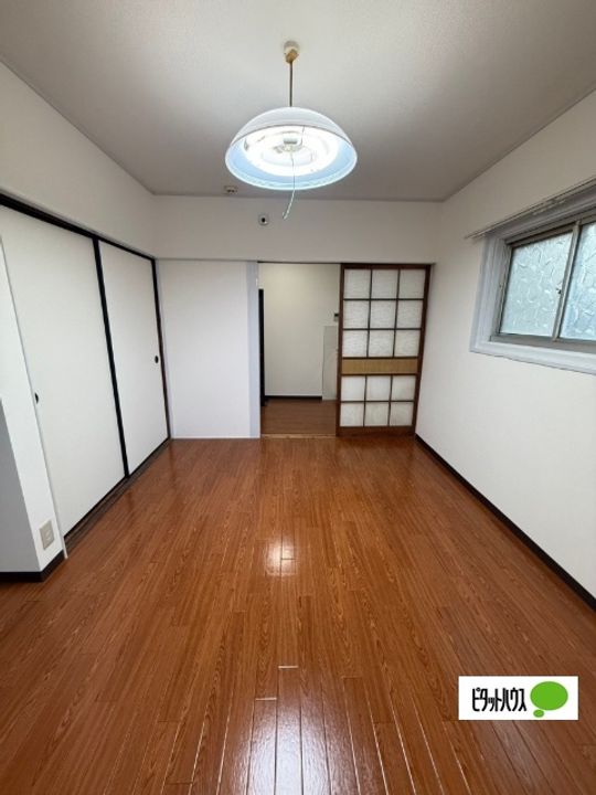 寄川ビルの内装