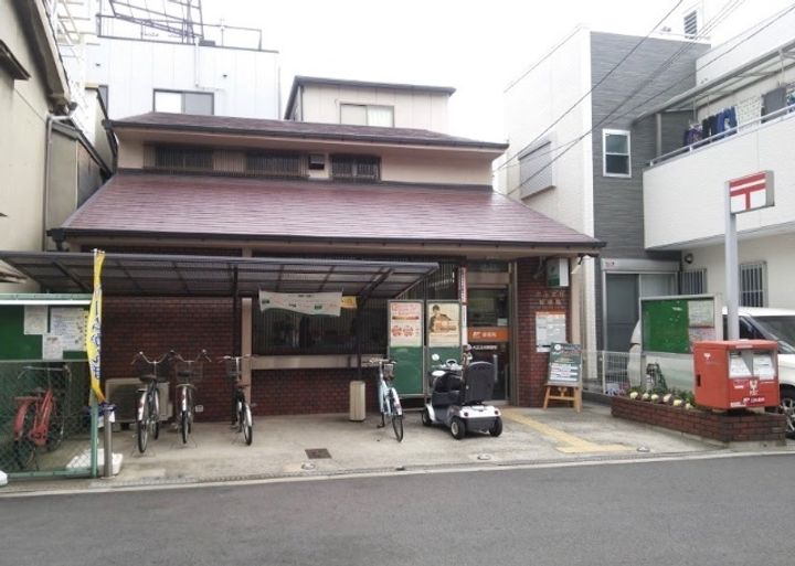 寄川ビルの周辺