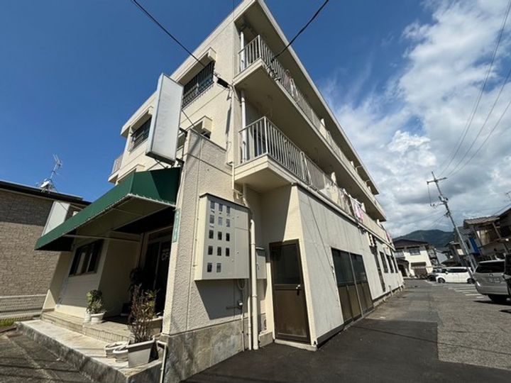 広島県安芸郡府中町本町2(マンション)の賃貸物件の外観