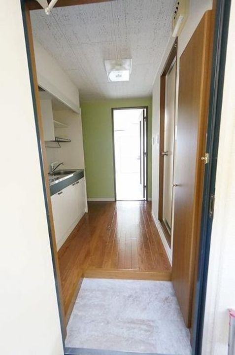 岡山県倉敷市二子(マンション)の賃貸物件の玄関