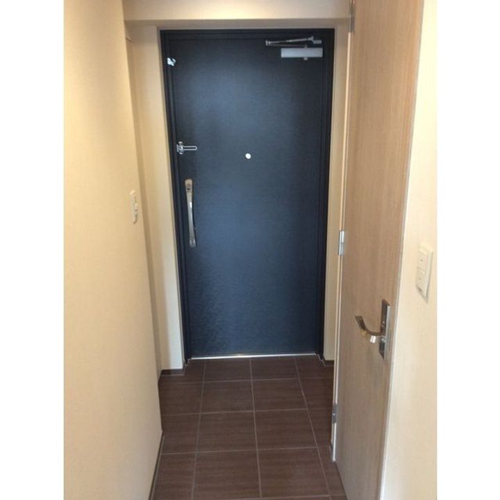 エルスタンザ恵比寿の玄関