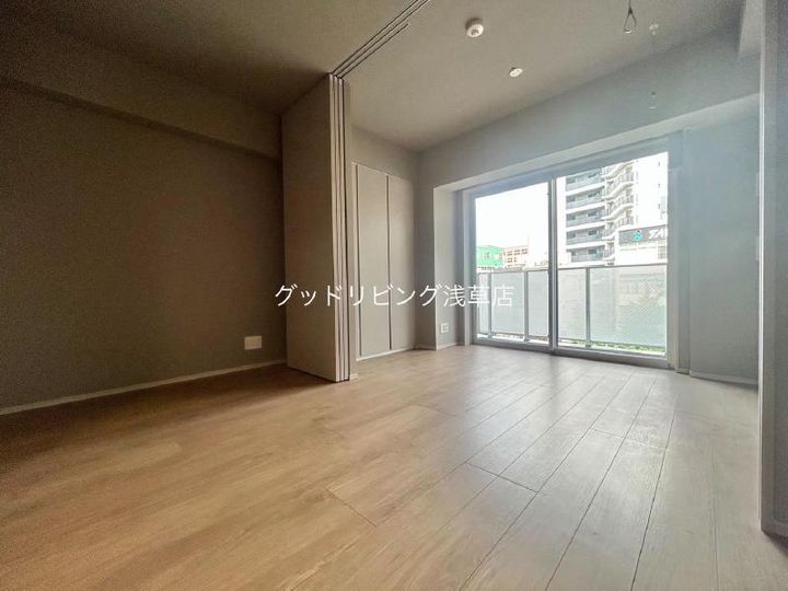 バウスフラッツ蔵前の居間