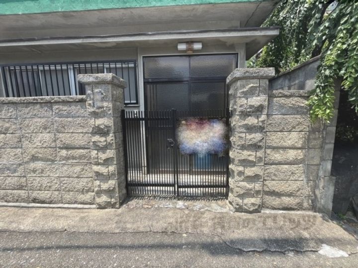 奈良県奈良市高畑町(一戸建)の賃貸物件の地図