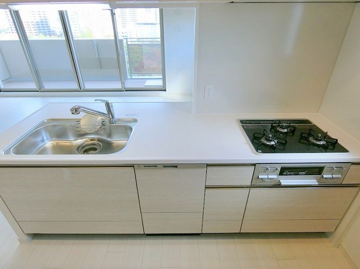 プレサンスロジェ天満橋リバーテラスのキッチン