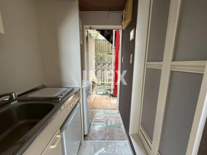 神奈川県横浜市金沢区六浦南5(アパート)の賃貸物件の玄関