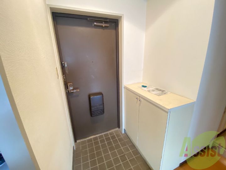 JMRレジデンス新大阪の玄関