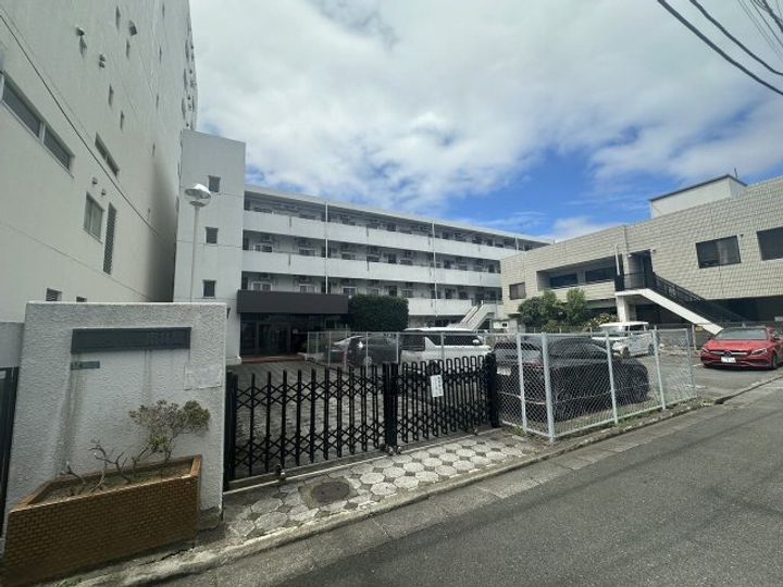 神奈川県大和市林間2(マンション)の賃貸物件の外観